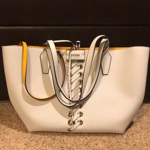 *NEW* GUESS- Bobbi Inside Out Tote- White/Yellow